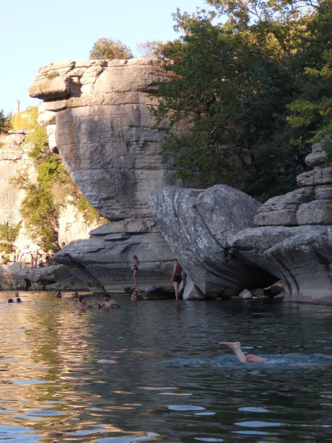 Bed and Breakfast Les Agaves Piscine Panoramique Vue Exceptionnelle Grospierres Exterior foto